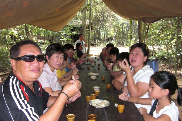 cu chi tunnel tour, cheap muslim tour package to ho chi minh