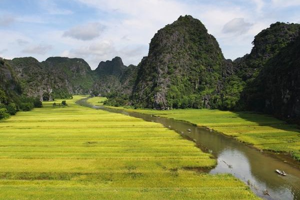 cuc phuong national park tour